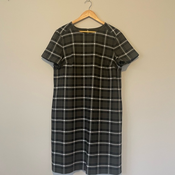 Banana Republic Olive Green Plaid Shift Dress Short Sleeve Pockets - Picture 2 of 5